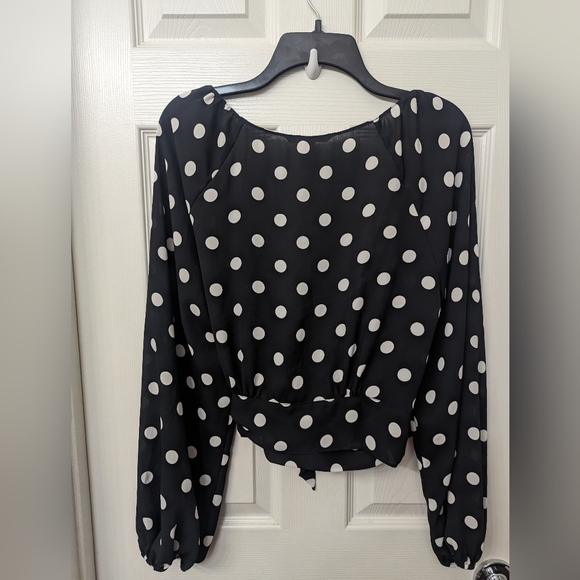 Victoria's Secret L Black & White Polka Dot Crop Wrap Blouse - Picture 4 of 8